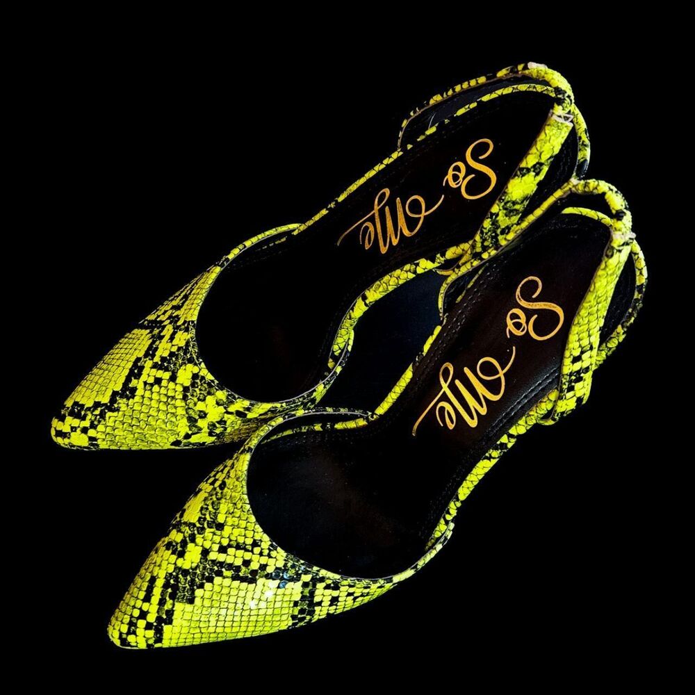 So Me Neon Yellow Snake Print Pointed Toe Slingback Pumps - Size 7